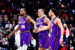 爱游戏-包含太阳队球员协作默契，团队实力展现的词条