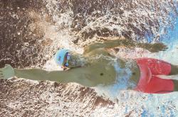 爱游戏入口-恩佐一手掌控比赛走势，伊朗单节爆发拉开尼日利亚