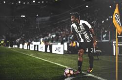 爱游戏官网-当法兰西浪漫遇上南半球铁壁，维尼修斯打爆防线背后的战术革命