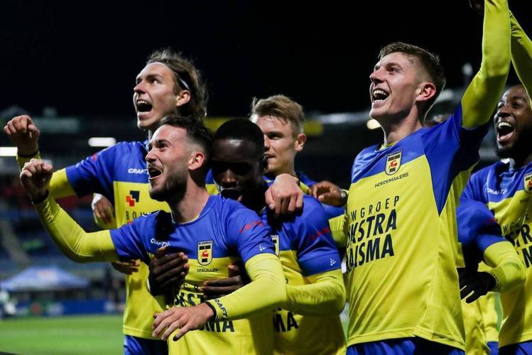 格罗宁根惊险逆转!荷甲球队主场-战胜巴塞罗那的简单介绍 格罗宁根惊险逆转!荷甲球队主场-战胜巴塞罗那的简单介绍