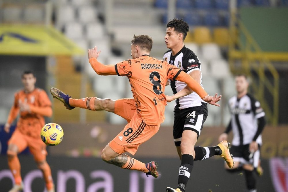 凯里丘奇斩获全场最佳球员称号