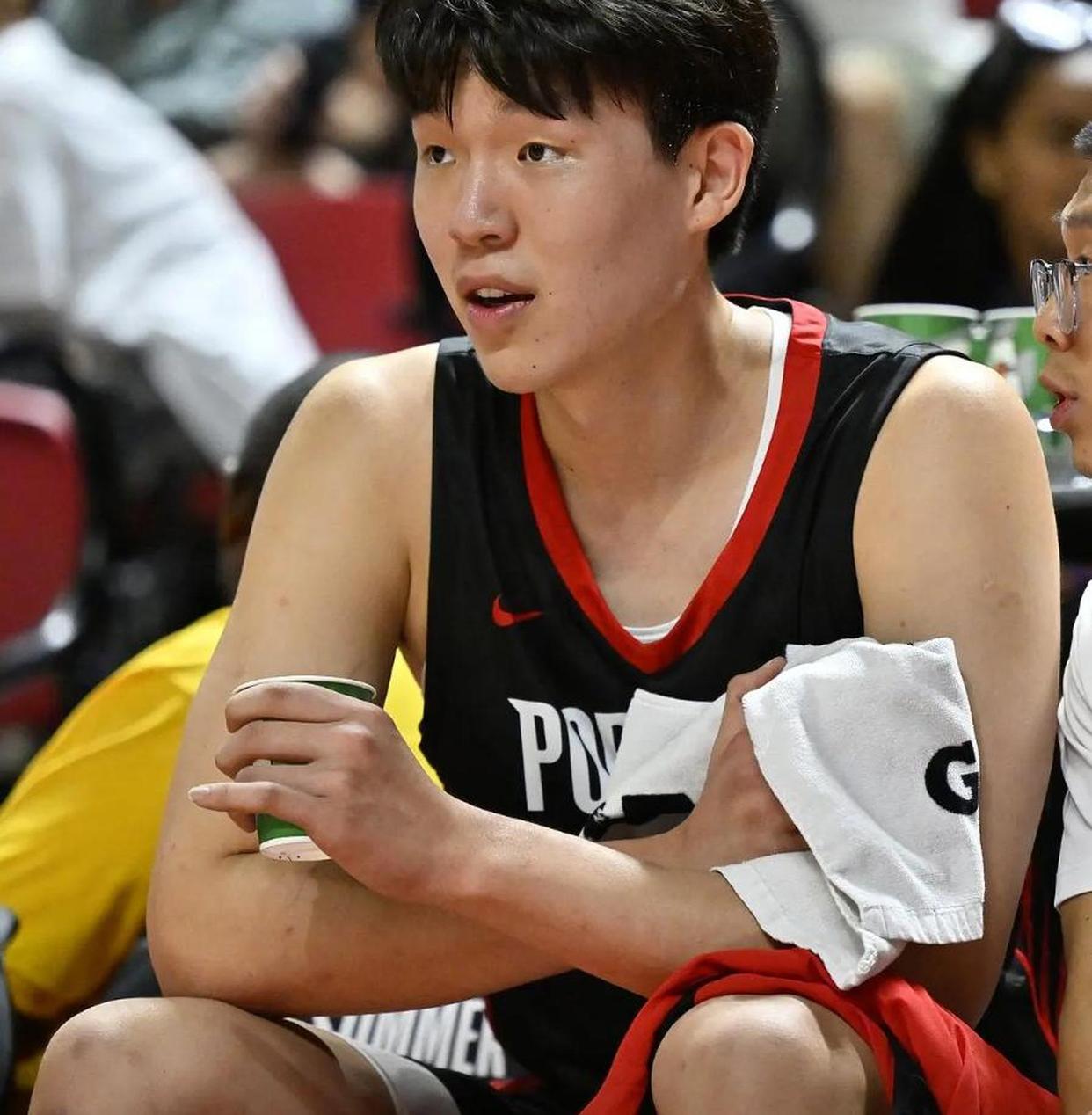 关于浙江队鏖战公牛，胡金秋高光表现的信息