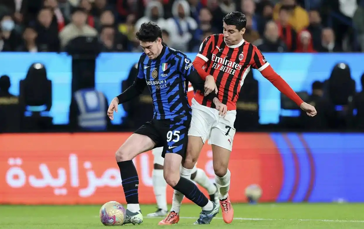 米兰德比双方实力均衡,国米胜AC米兰 米兰德比双方实力均衡,国米胜AC米兰