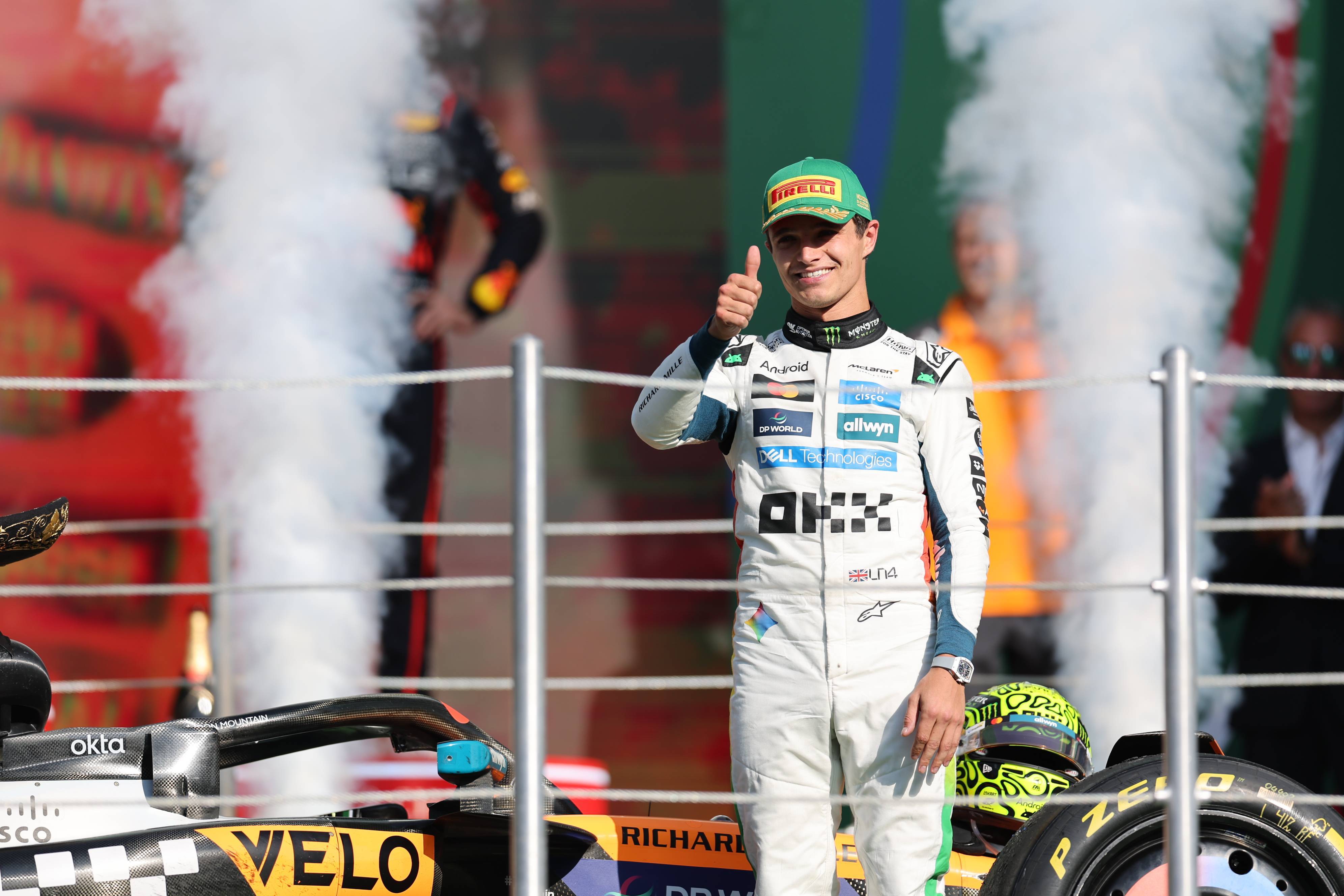 关于红牛二队绝杀迈凯伦，诺里斯统治全场的信息