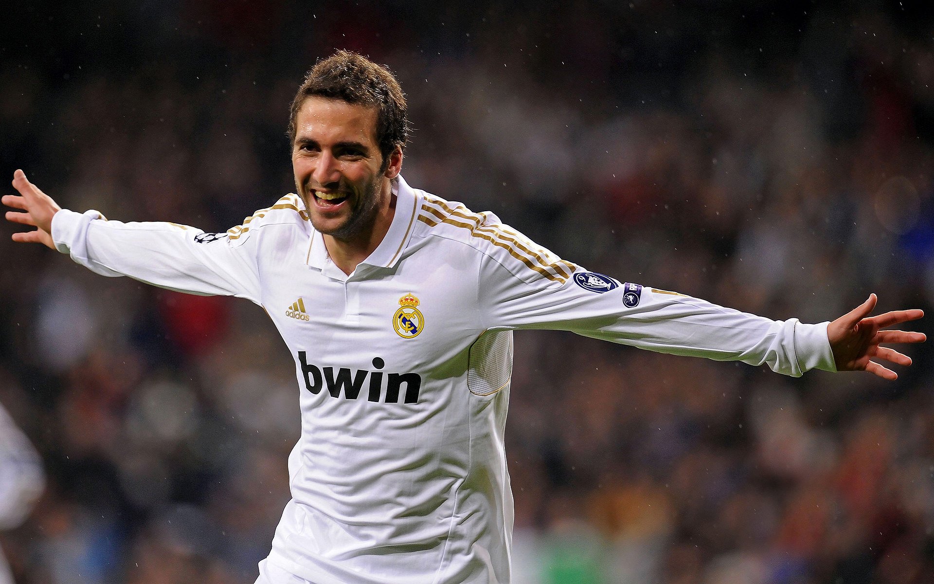 欧冠决赛之夜，拉梅洛全程高能输出，铸就传奇时刻