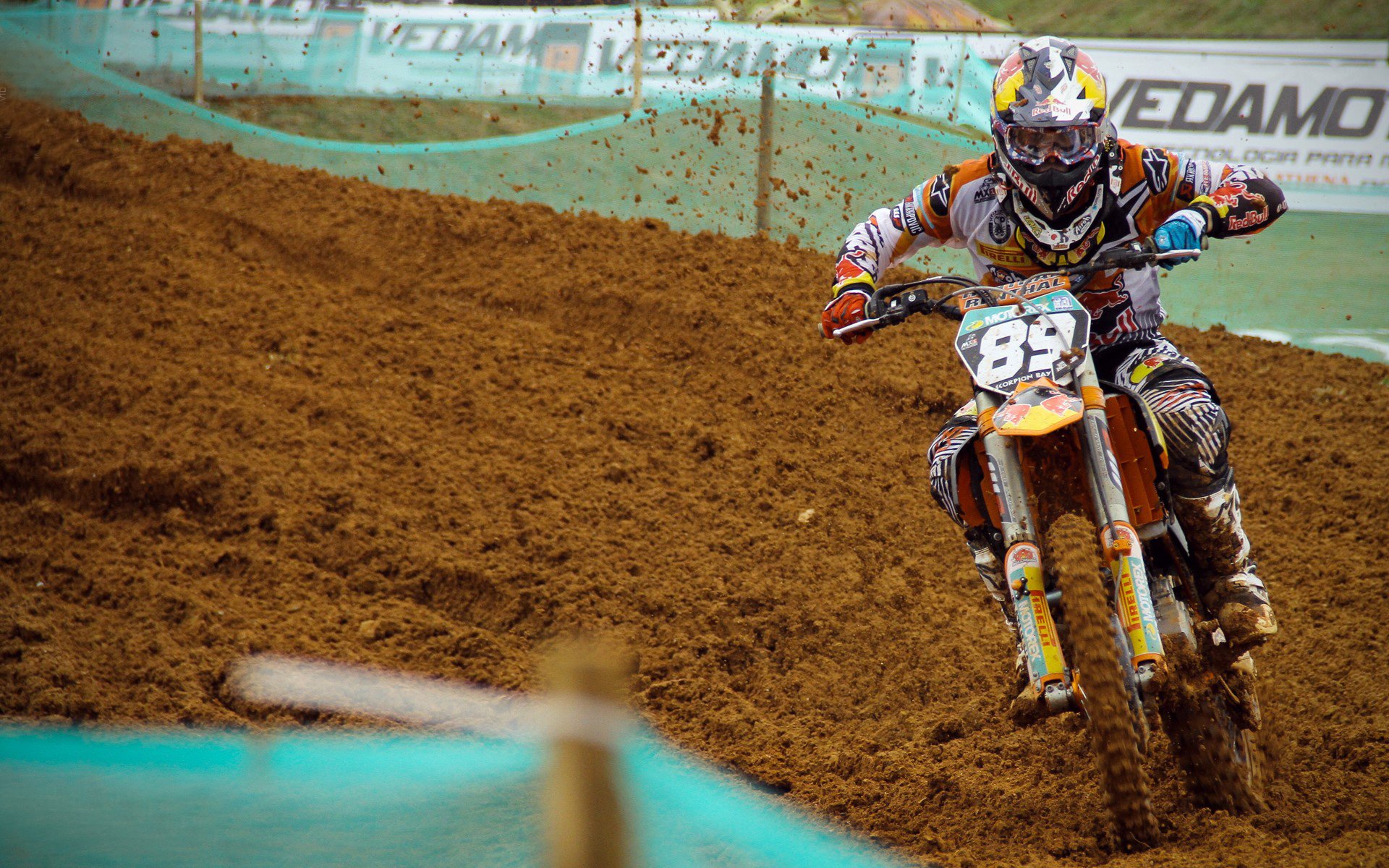 绿茵场上的总决赛，马竞火力全开，演绎足球版的防守至上哲学