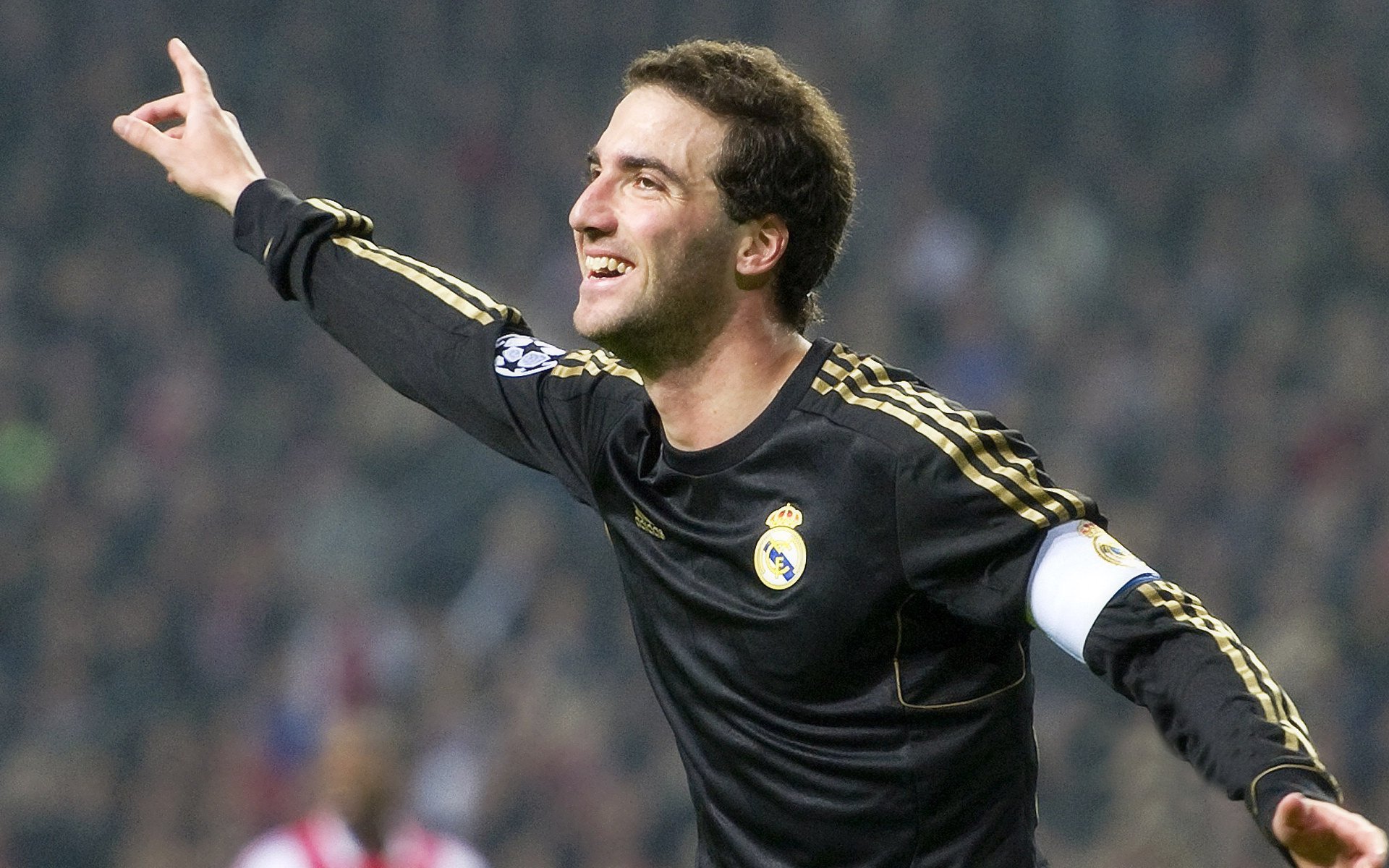 郑思维状态如熔岩喷涌，中国队轻取印尼队展团体赛统治力